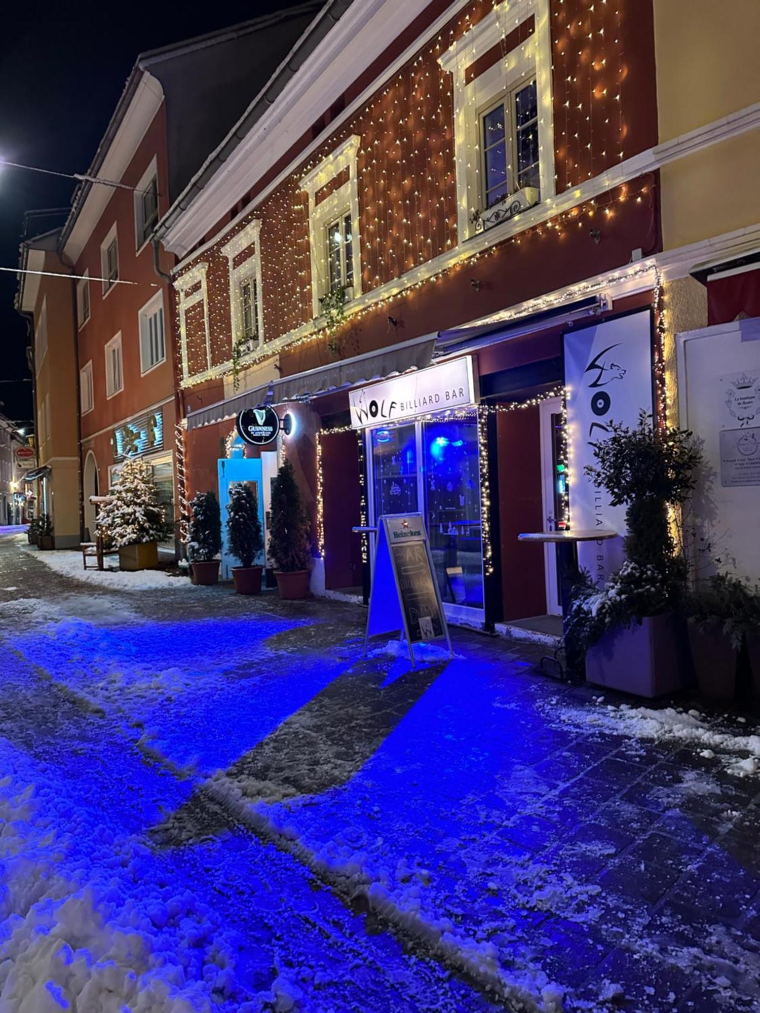 Hostel Lovely Rooms, City Center, Shared Bathroom, Windows To Corridor Філлах Екстер'єр фото