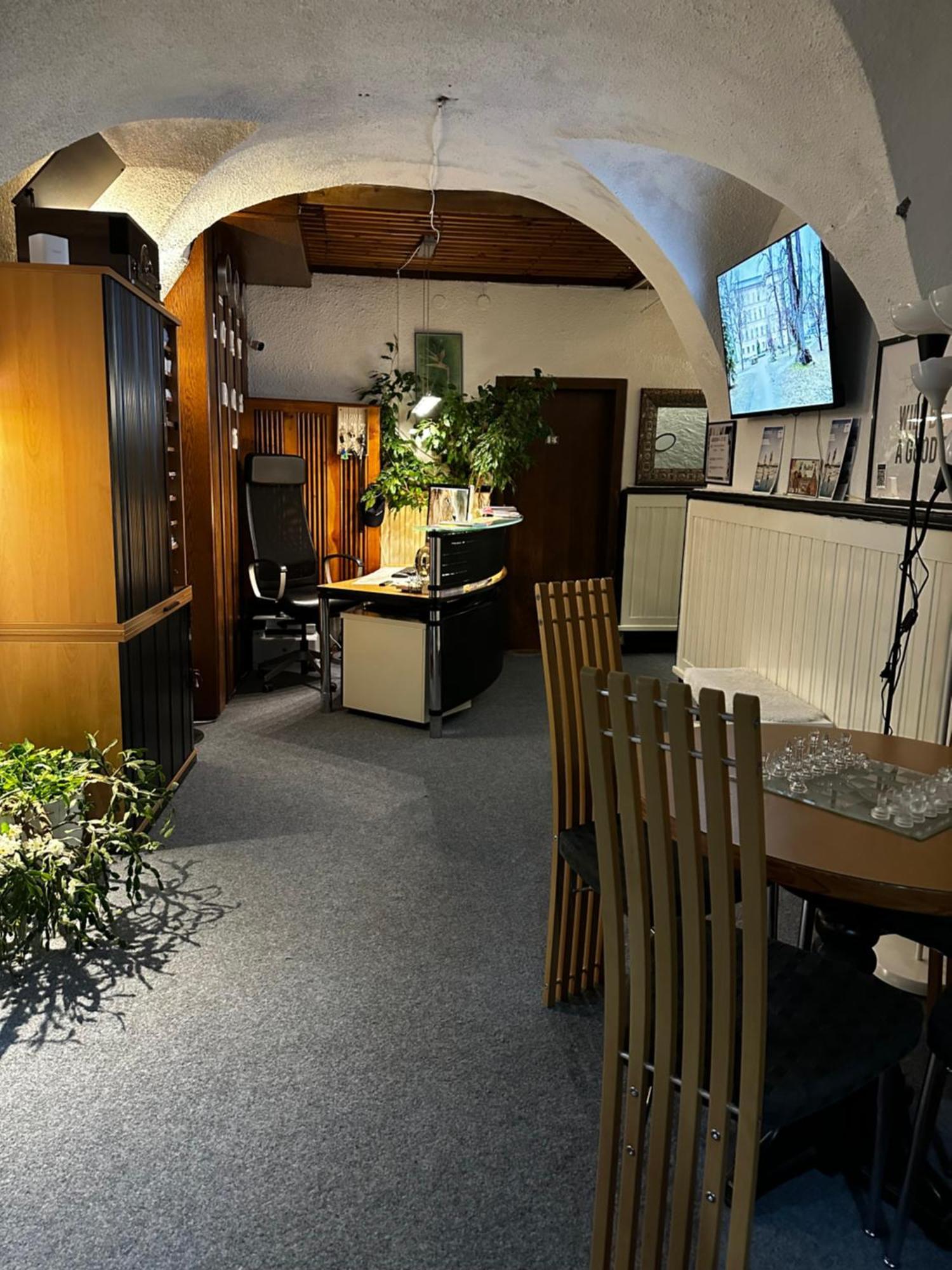 Hostel Lovely Rooms, City Center, Shared Bathroom, Windows To Corridor Філлах Екстер'єр фото